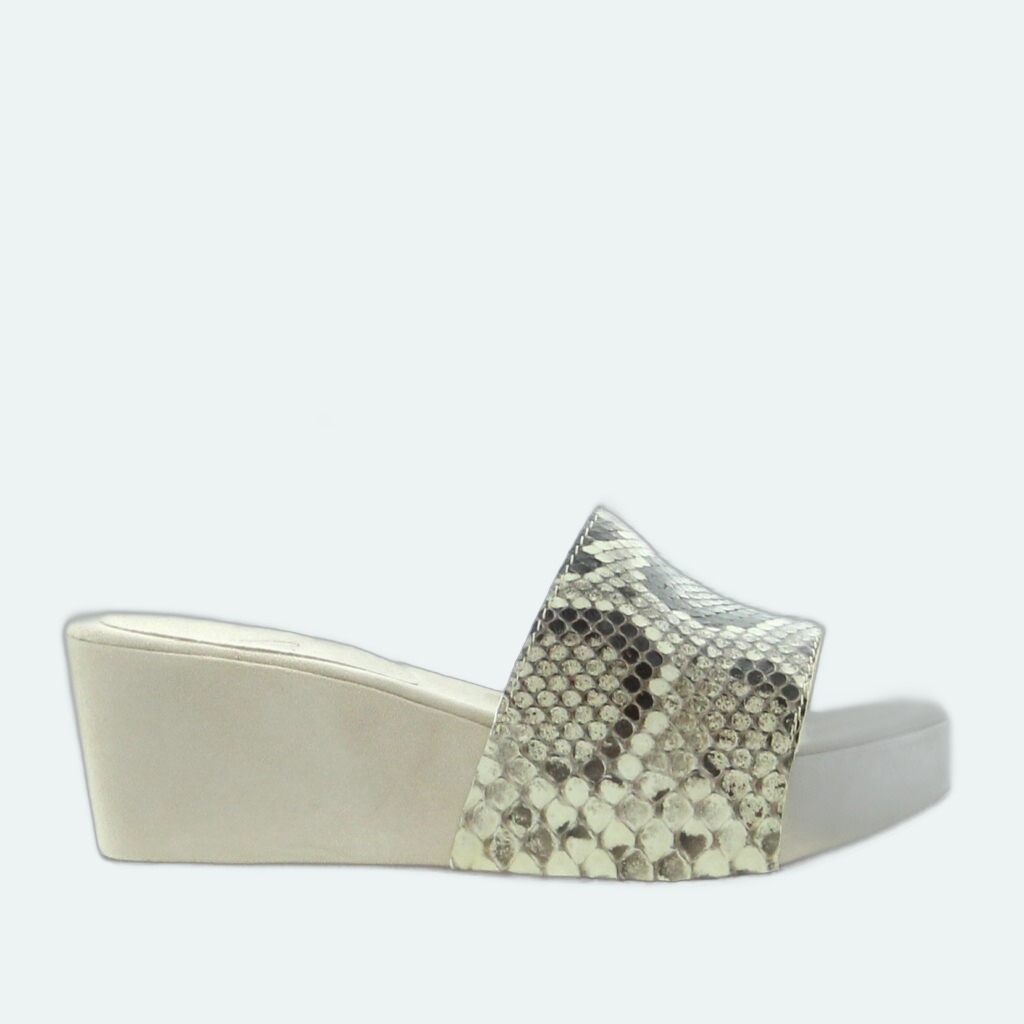 Carla saint Barth - Cristina Mule Roccia