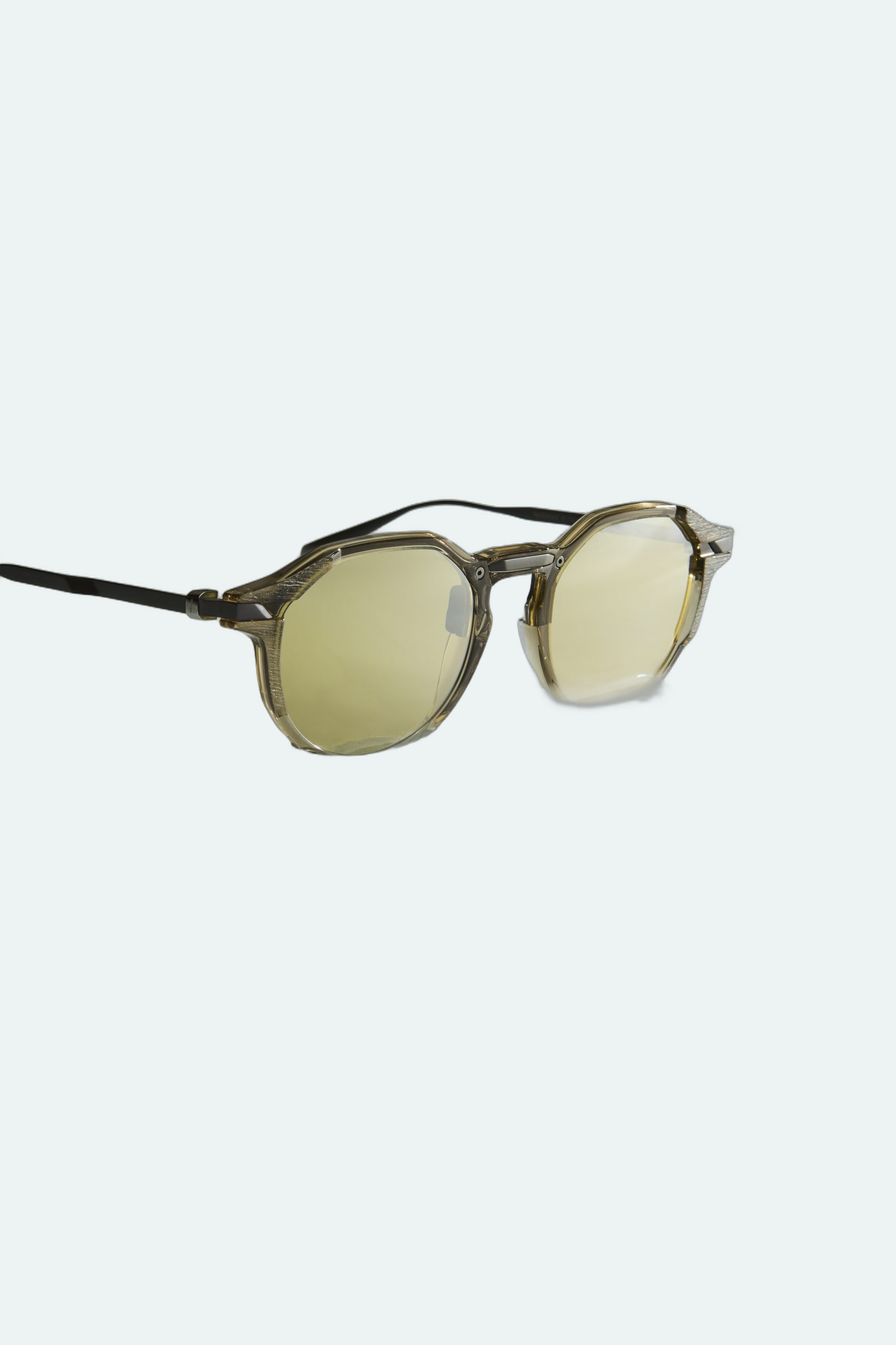 Movitra - Inceptus 03 C3 - Crystal Mud with Yellow Lenses  - Limited Edition - Image 4