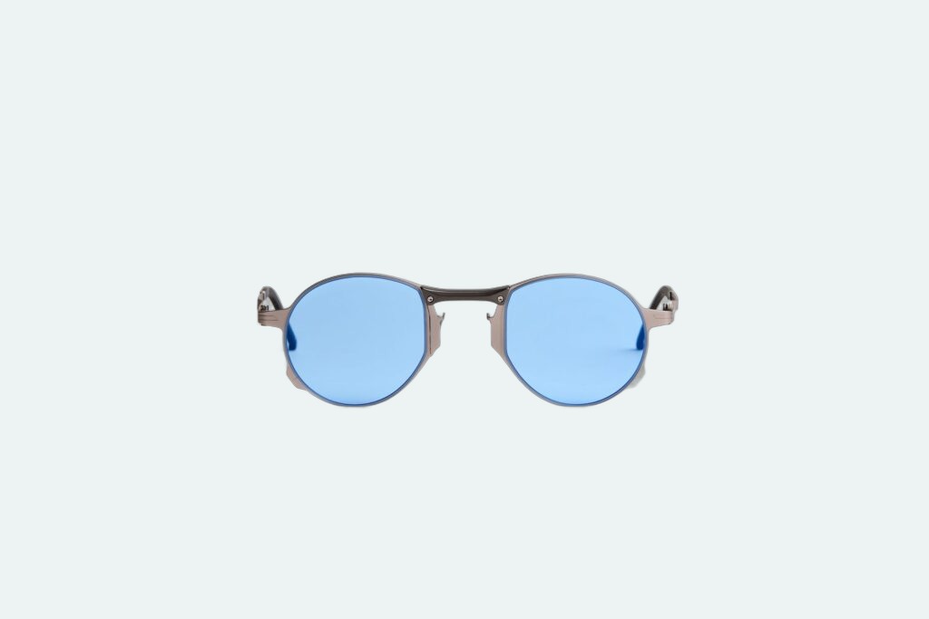 Movitra - Levitas 04 C1 - Light Gun with Blue Lenses