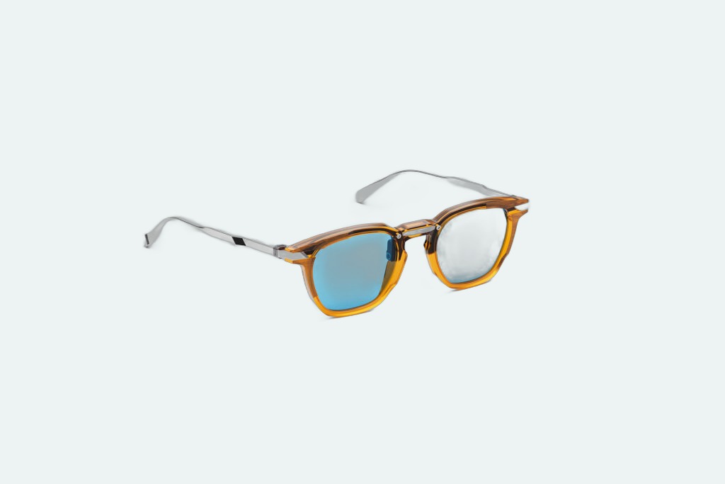 Movitra - Inceptus 06 C2 - Crystal Honey with Blue Lenses