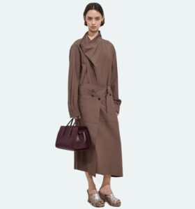 Bottega Veneta - Barbara Tote Small - Deep Mahogany - Image 2