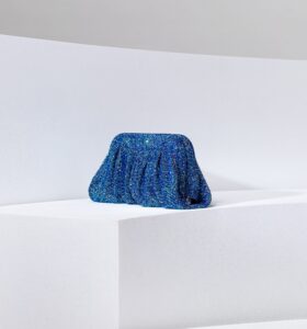 Benedetta Bruzziches - La Venus Grande The Winter's Tale - Image 3