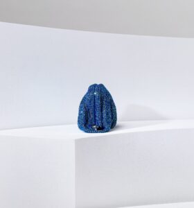 Benedetta Bruzziches - La Venus Grande The Winter's Tale - Image 4