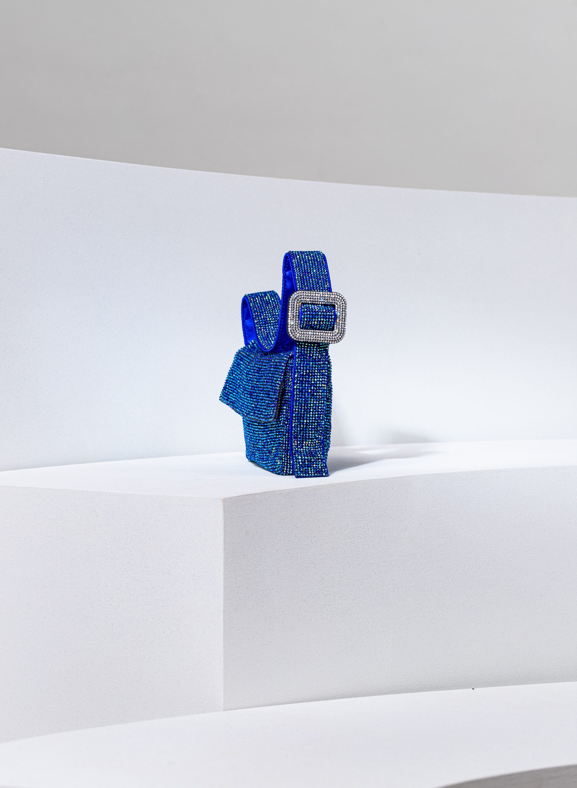 Benedetta Bruzziches - La Vitti Mignon The Winter's Tale - Image 3