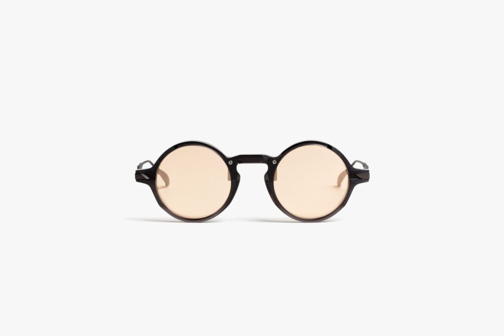 Movitra - AM 01 G Black with Flash Rose Gold Lenses - Limited Edition