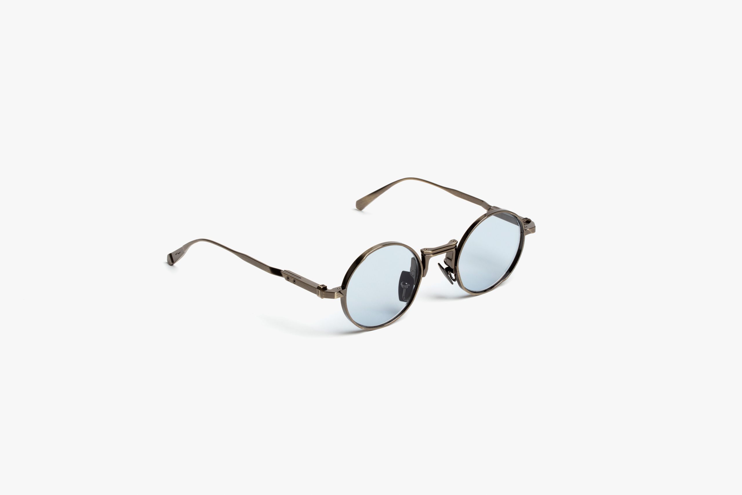 Movitra - Apex 04 C1 - Antique Gun with Light Blue Lenses - Limited Edition - Image 3