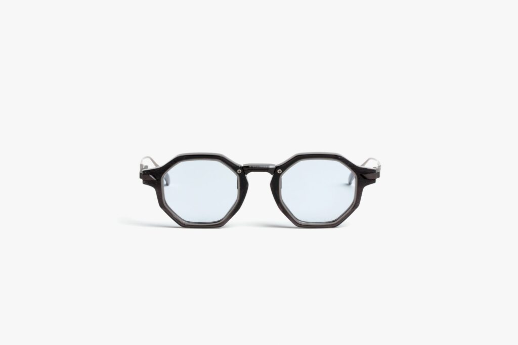 Movitra - Climax 04 C2 - Crystal Black with Light Blue Lenses - Limited Edition