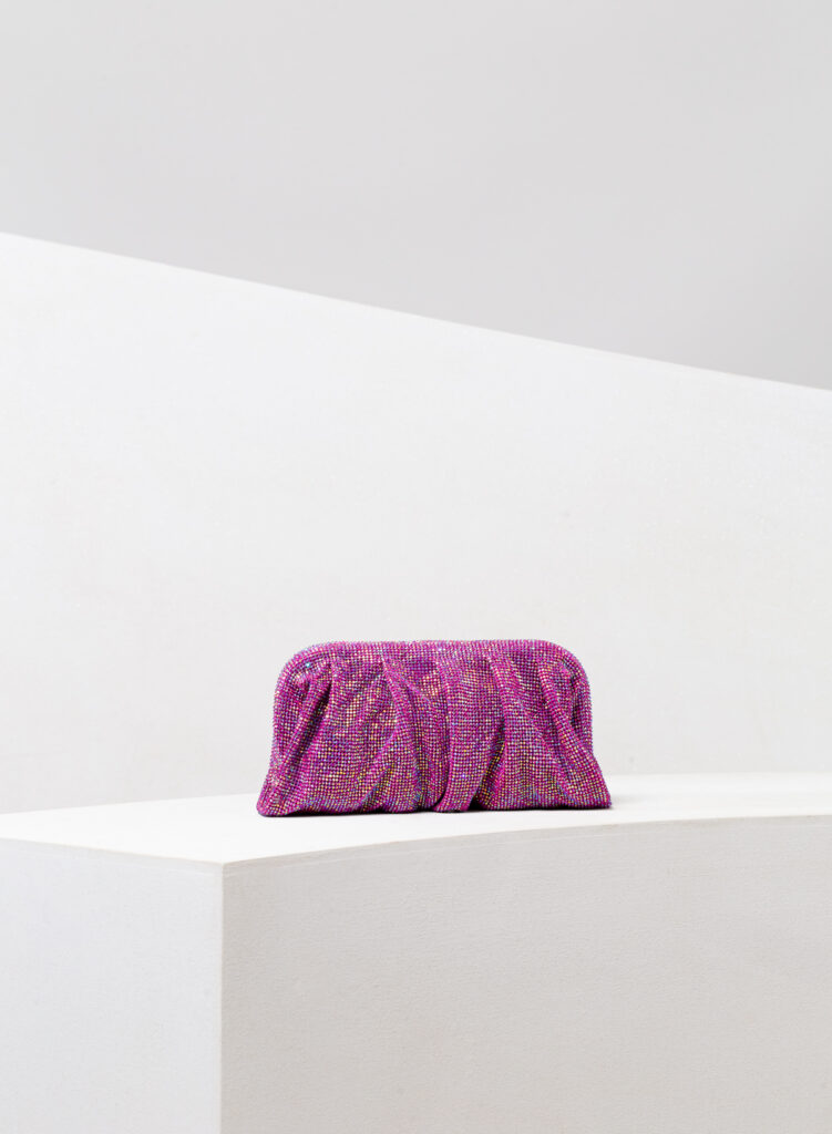 Benedetta Bruzziches - La Venus Grande On Her Majesty's Secret Service