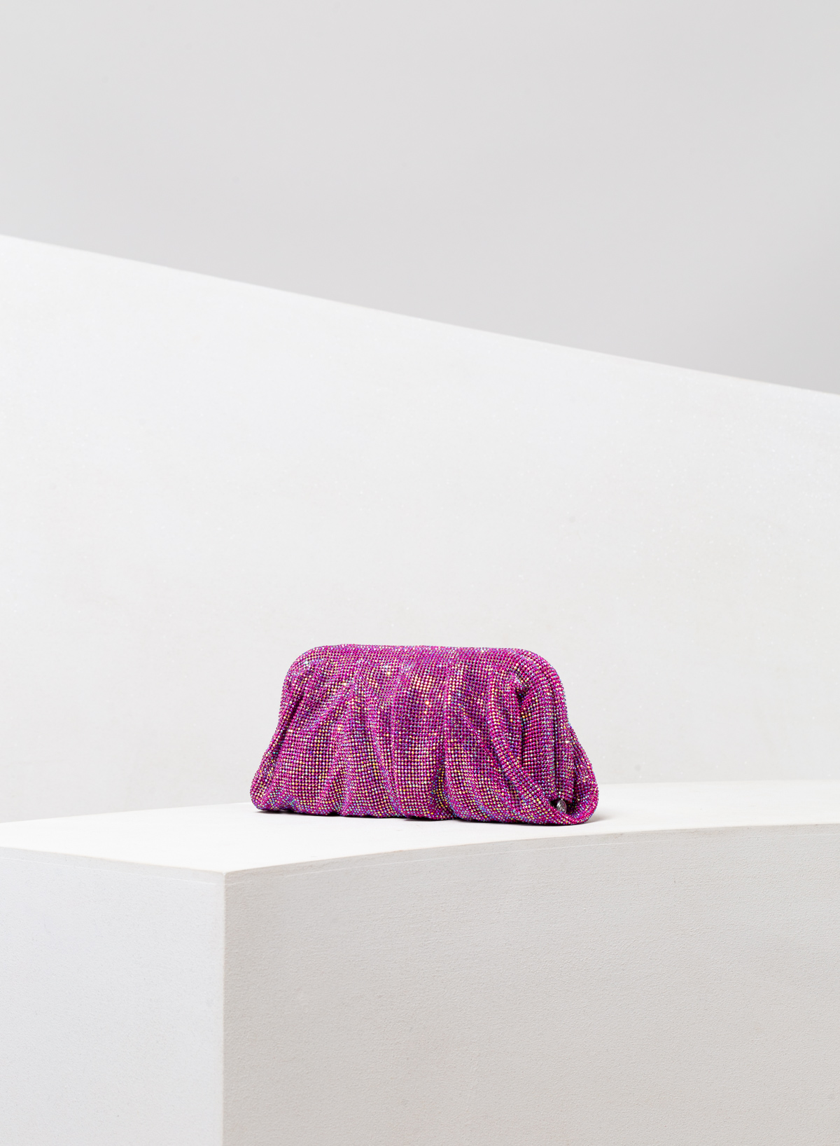 Benedetta Bruzziches - La Venus Grande On Her Majesty's Secret Service - Image 3