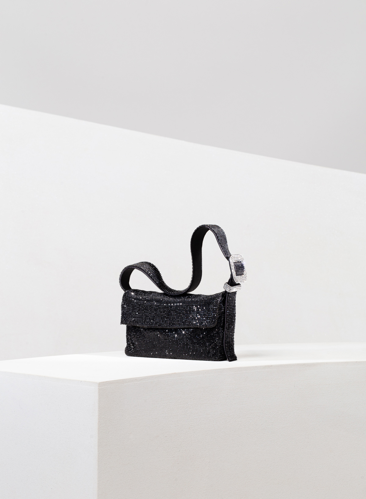 Benedetta Bruzziches - La Vitti Mignon - Jet Black - Image 2