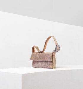 Benedetta Bruzziches - La Vitti Mignon - Golden Gun - Image 1