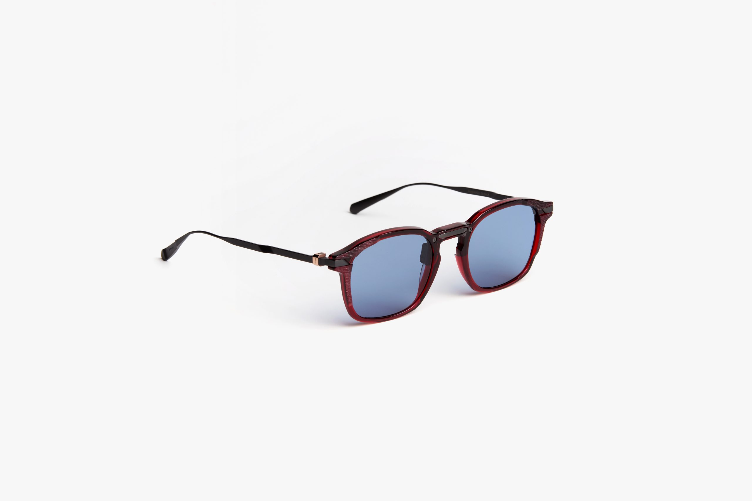 Movitra - Inceptus 02 C4 - Crystal Burgundy with Light Azure Lenses  - Limited Edition - Image 3