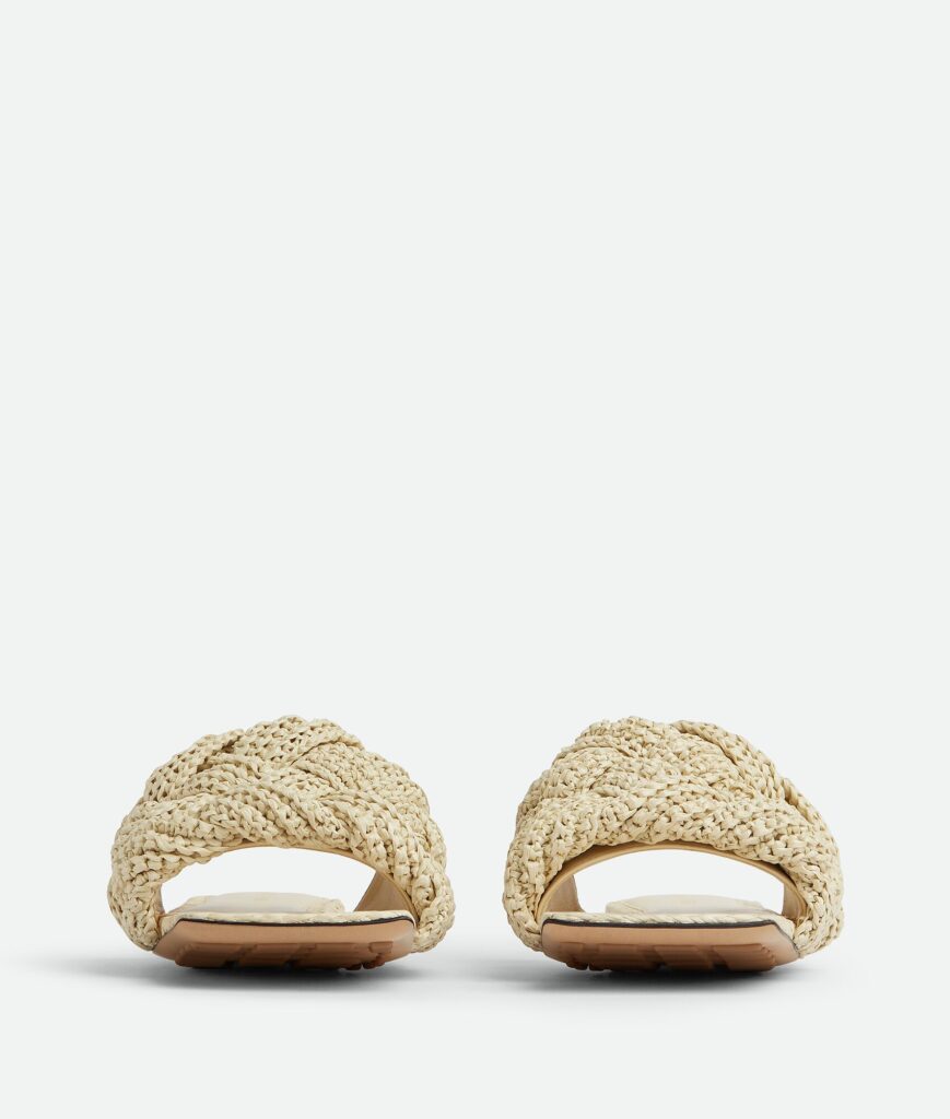 Bottega Veneta - Lido Flat Raffia