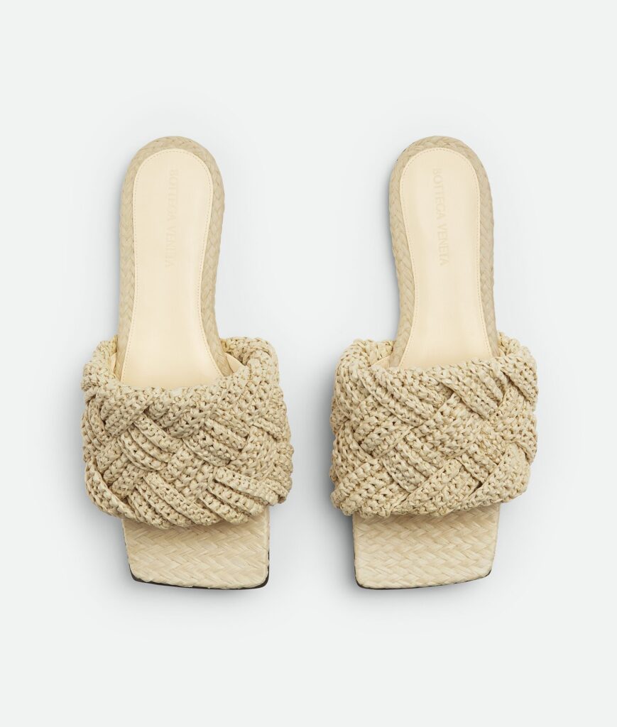 Bottega Veneta - Lido Flat Raffia