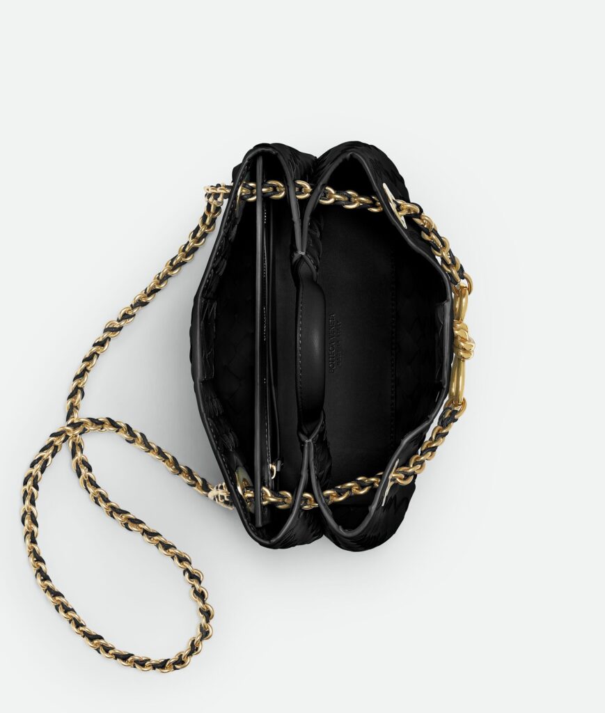 Bottega Veneta - Andiamo Small With Chain - Black
