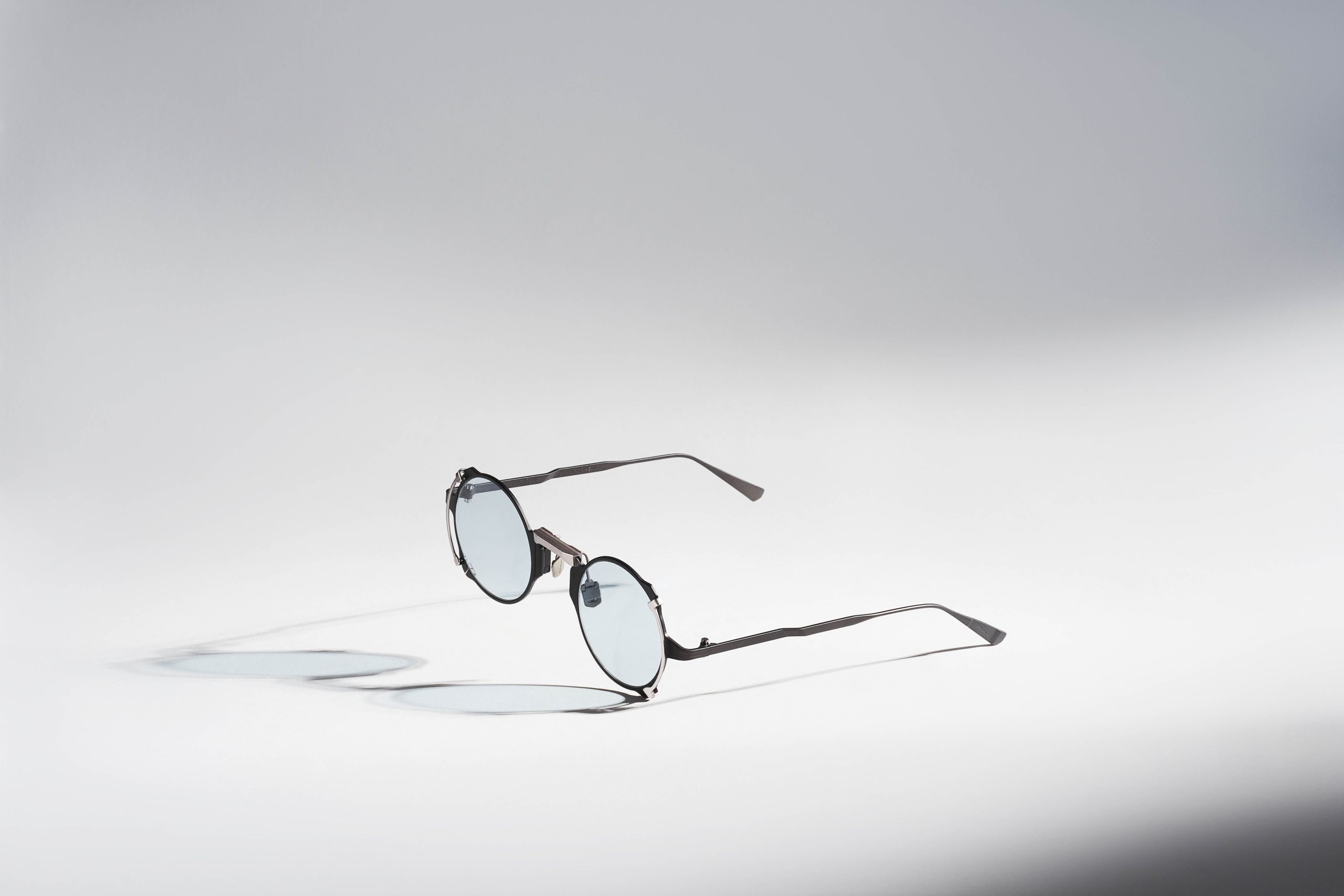 Movitra - MP 01 T Gun with Light Blue Lenses - Image 5