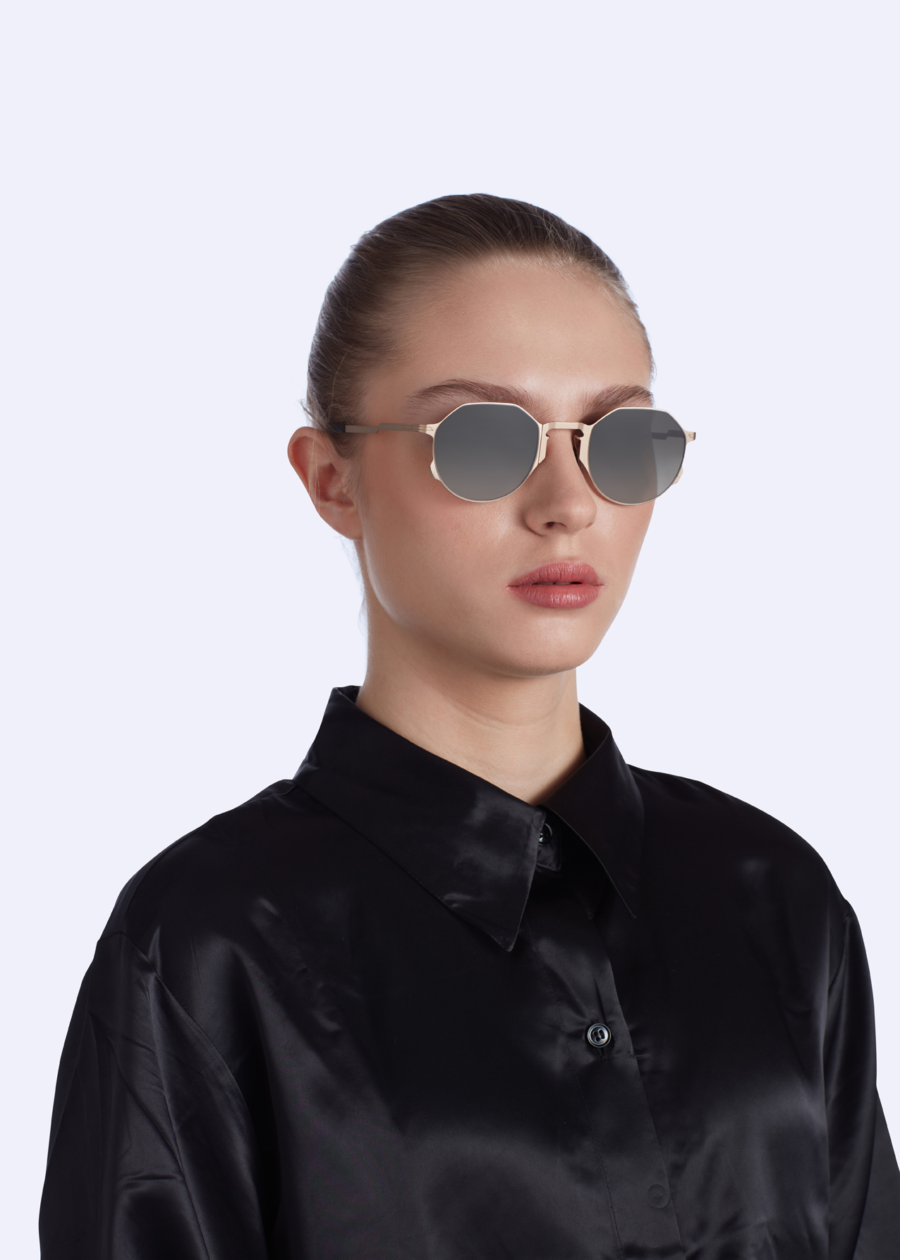 Movitra - Achille Rose Gold with Gradient Grey Lenses - Image 4