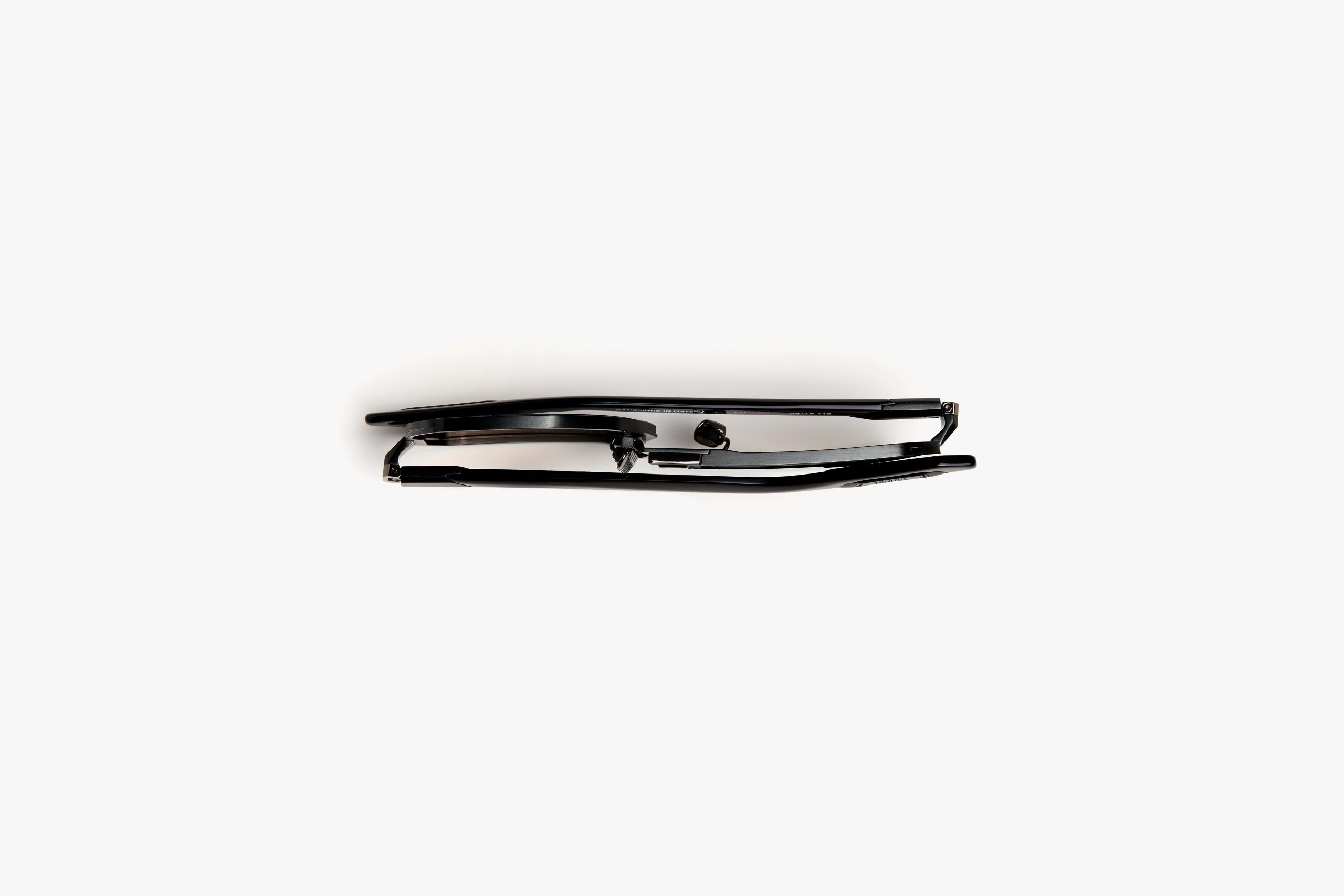 Movitra - Phaenomenon 01 C1 - Dark Grey & Crystal Black with Gradient Grey Lenses - Limited Edition - Image 4
