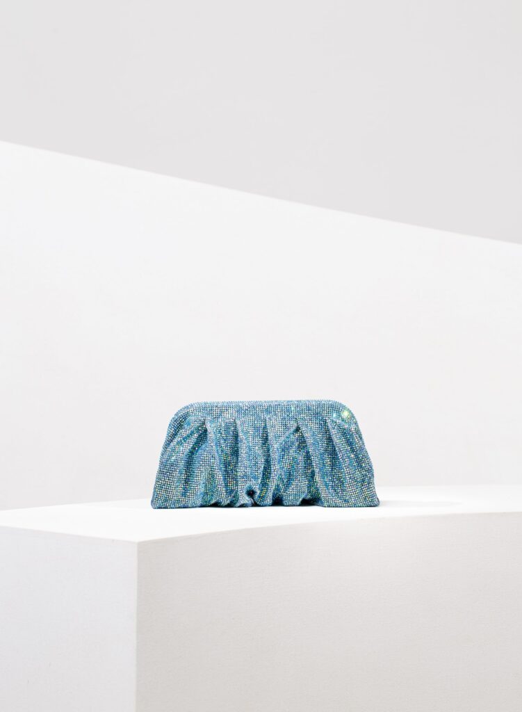 Benedetta Bruzziches - La Venus Grande For Your Eyes Only