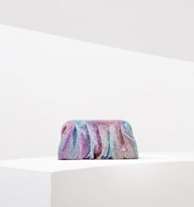 Benedetta Bruzziches - La Venus Grande - Skyfall - Image 1
