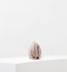 Benedetta Bruzziches - La Venus Grande Gli Amanti In Rosa - Image 4