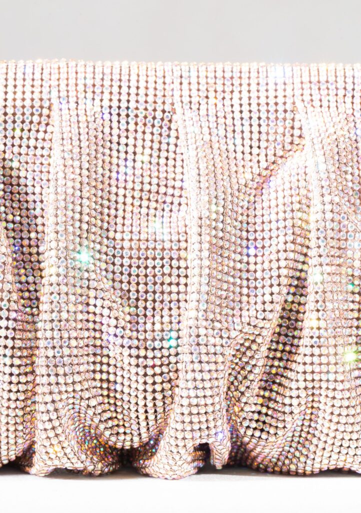 Benedetta Bruzziches - La Venus Grande Gli Amanti In Rosa