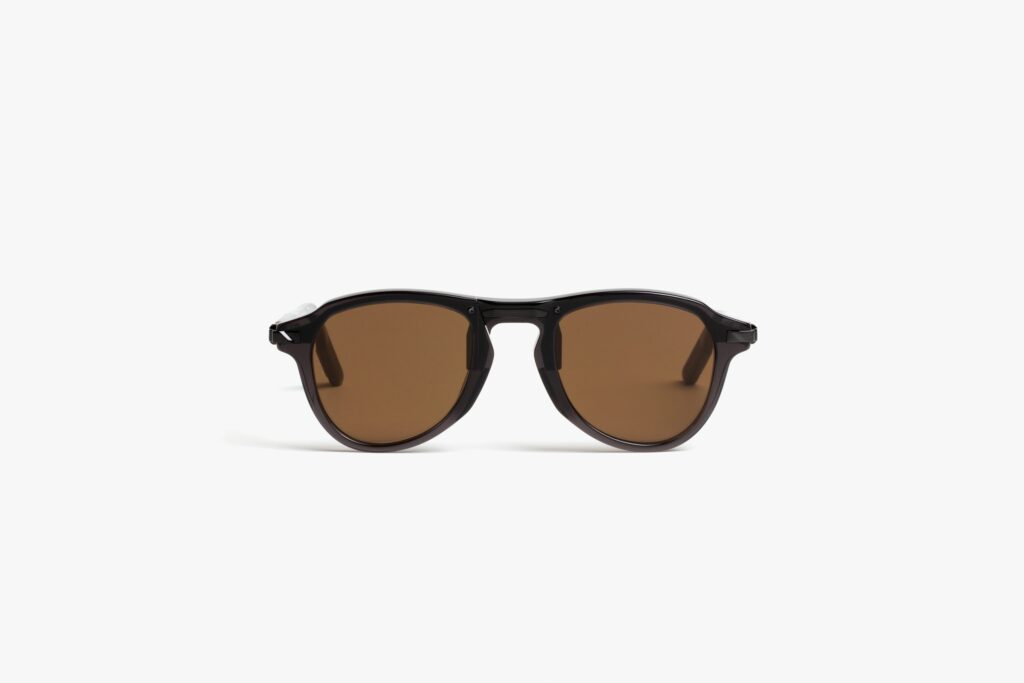 Movitra - Status 06 C1 - Crystal Black with Brown Lenses - Limited Edition