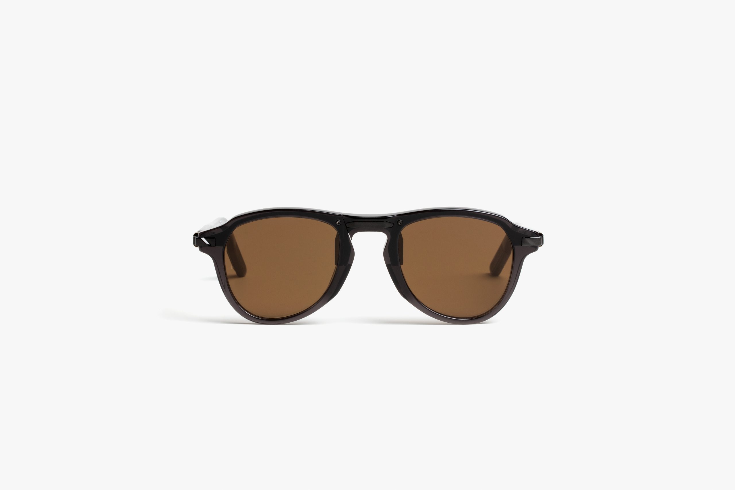 Movitra - Status 06 C1 - Crystal Black with Brown Lenses - Limited Edition - Image 1