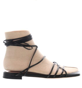 Gianvito Rossi - Ettie Sandal Flat - Black - Image 1